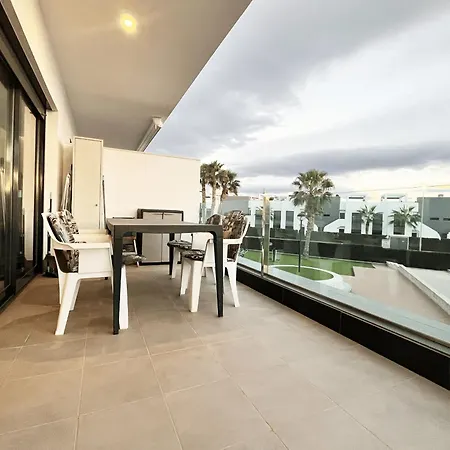 The Corner * La Mata (Torrevieja)