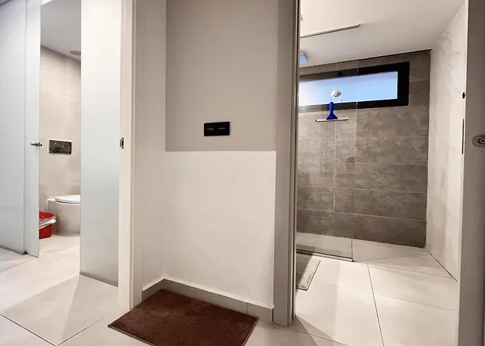 The Corner Apartment *